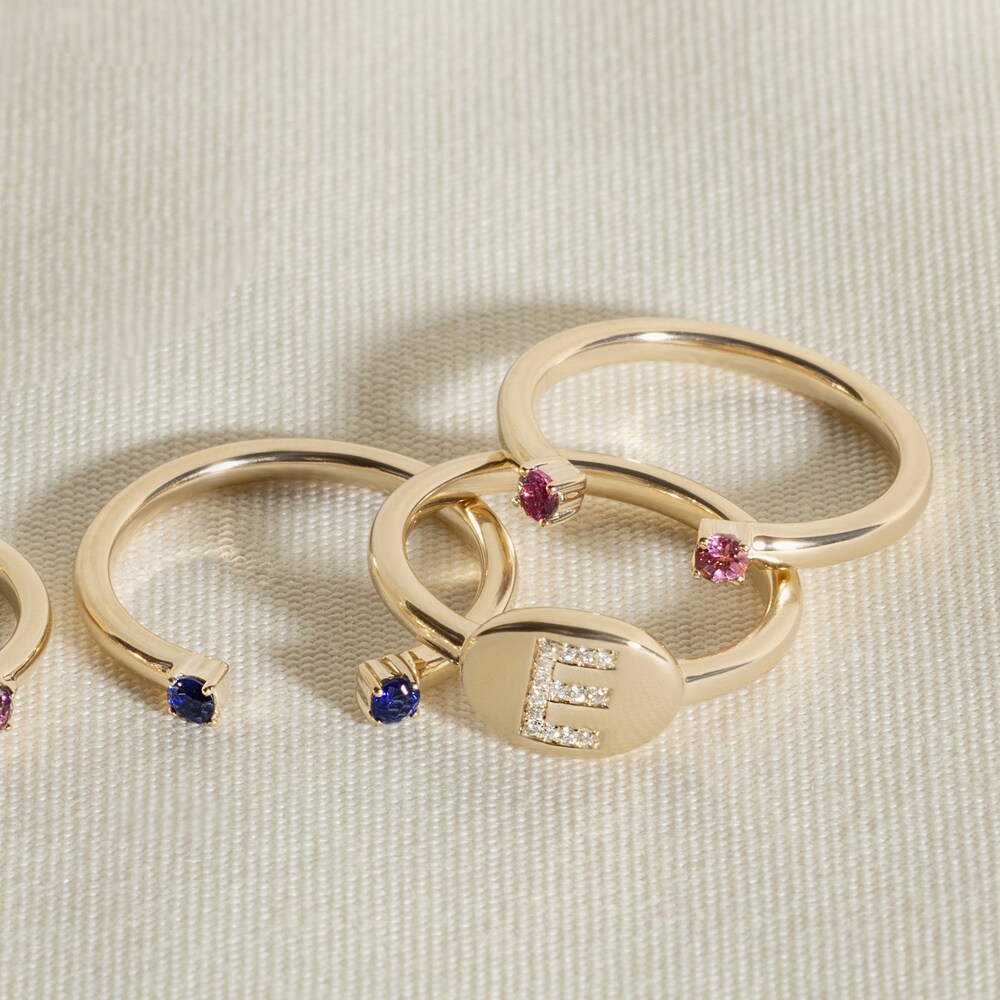 Juliette Maison Black Diamond Initial Oval Signet Ring 1/6 ct tw Round 10K Rose Gold 6fB4Y9HR Juliette Maison Black Diamond Initial Oval Signet Ring 1/6 ct tw Round 10K Rose Gold 6fB4Y9HR