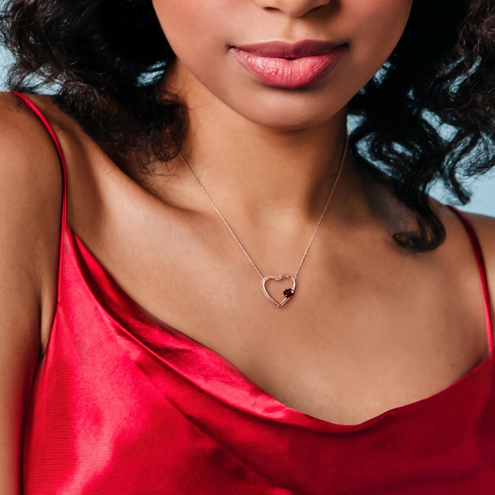 Natural Garnet Heart Pendant Necklace 10K Rose Gold 17\" crSvsNCe Natural Garnet Heart Pendant Necklace 10K Rose Gold 17\" crSvsNCe